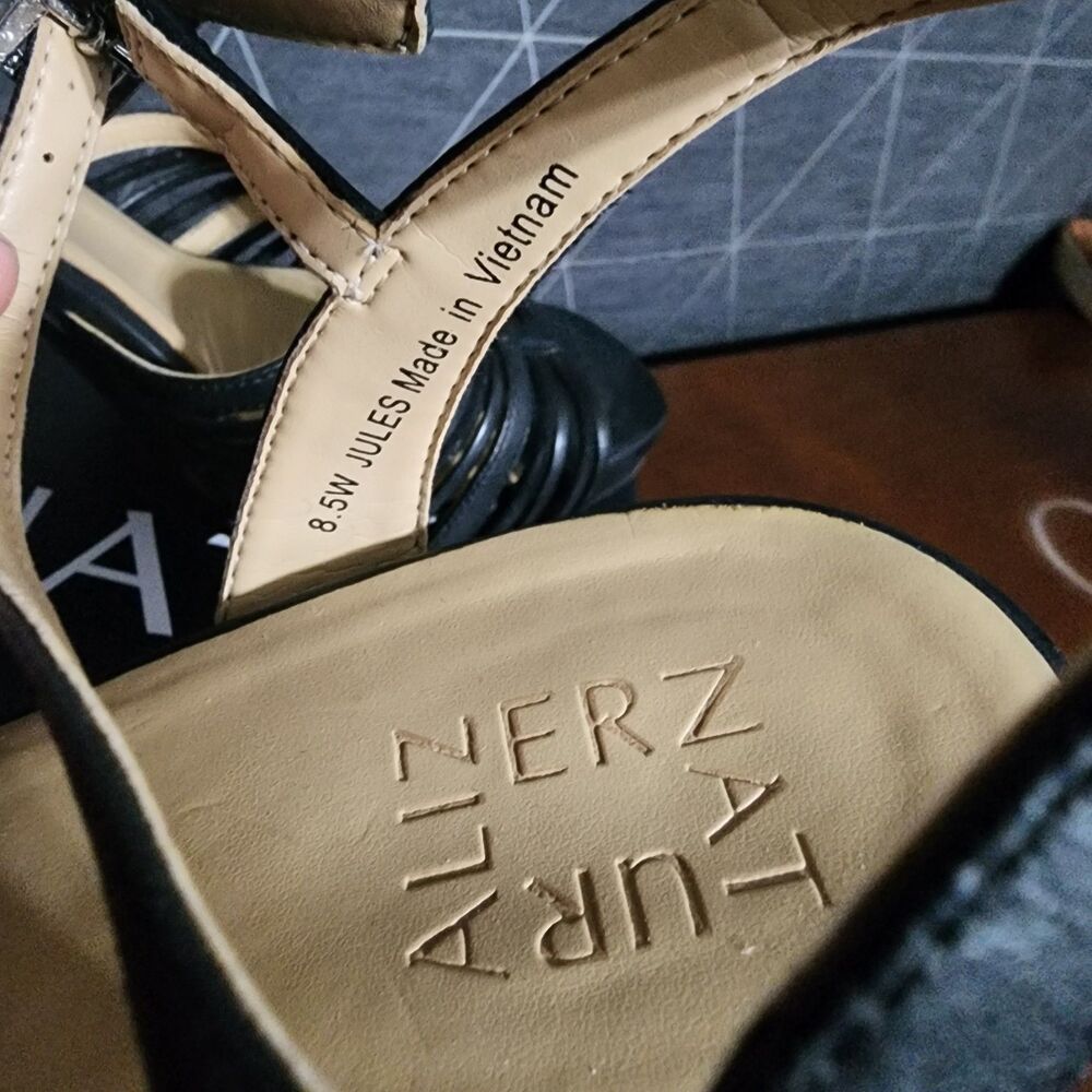 Naturalizer Women's Strappy Heel Sandals Jules Ankle Strap Sandals Leather Black - Picture 4 of 6